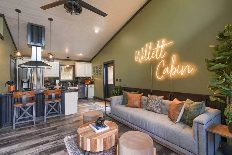 Willett Eco Luxe Cabin 68